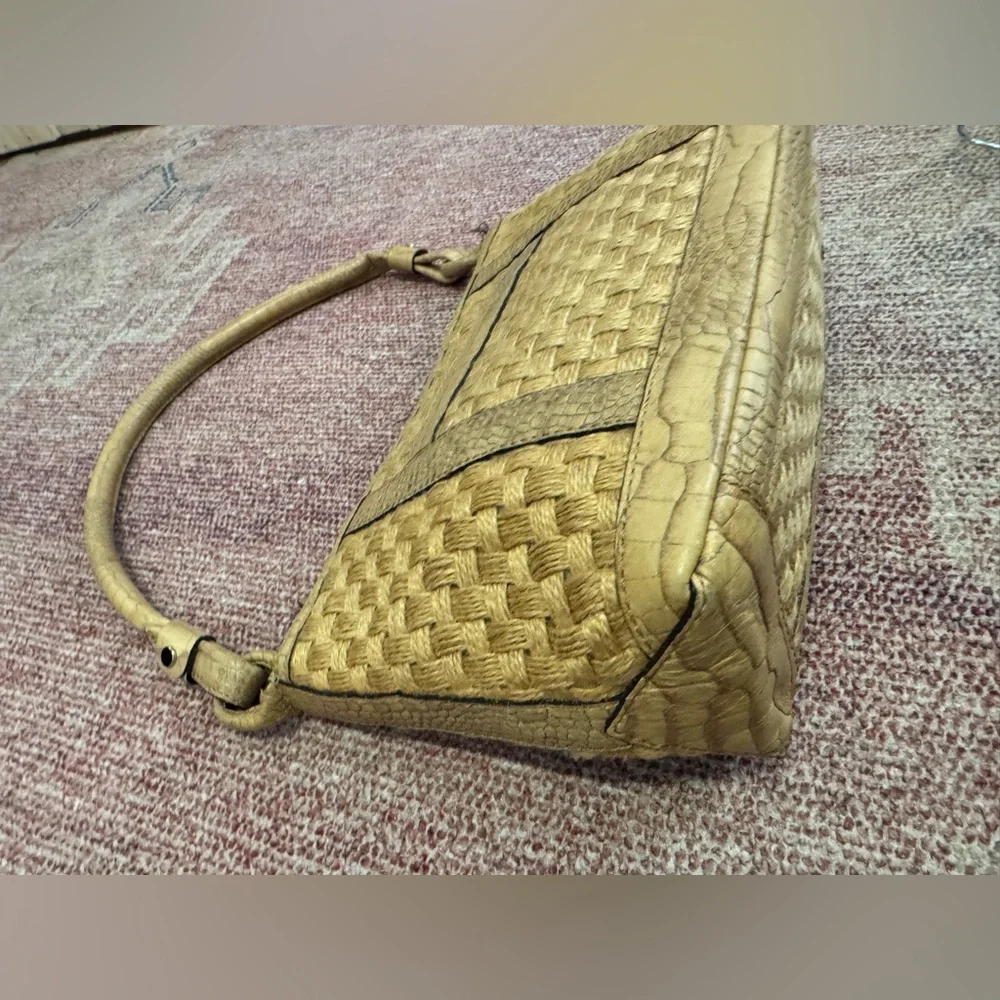 Adrianne vittadini leather and rattan small shoulder bag in like new condition